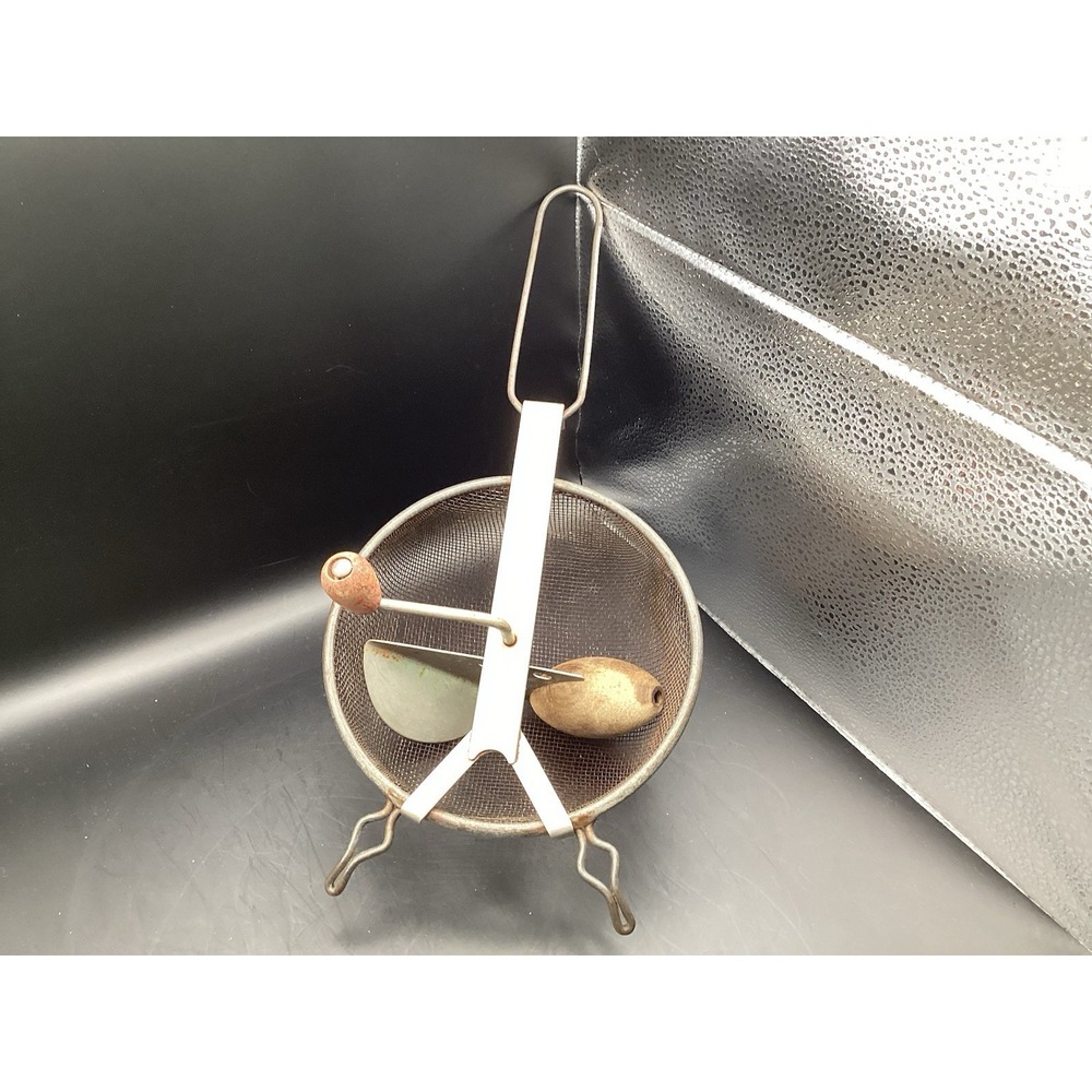 Vintage Paddle Sifter Sieve Strainer w/ Attached Wood Roller Kitchen Decor